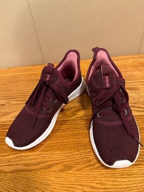 Women’s Adidas Cloudfoam Pure Running Shoes - 6